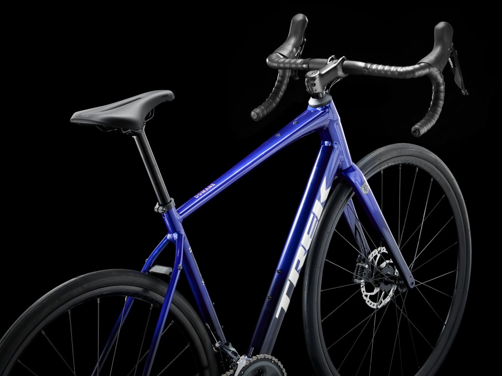 #color_hex-blue-marianas-blue-fade