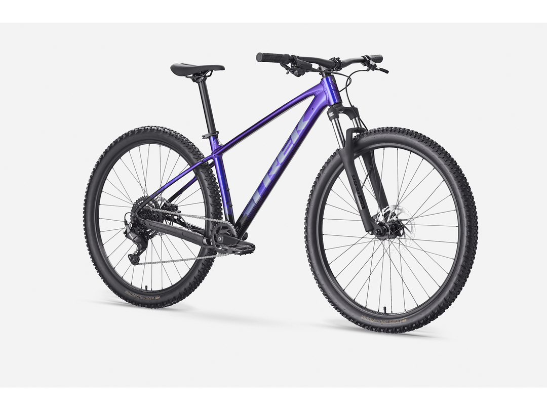 #color_purple-flip-black-fade