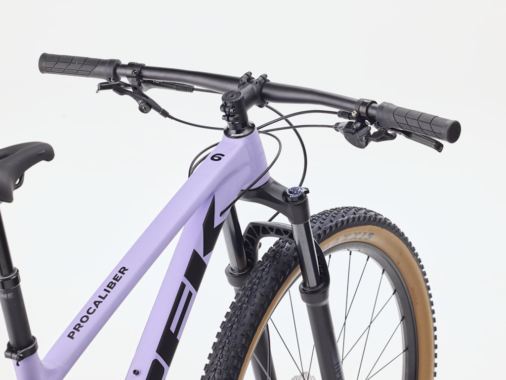TREK Procaliber6 M 2026 ハンドルステム純正へ変更あり Trek Procaliber 6 – NRC Bikes