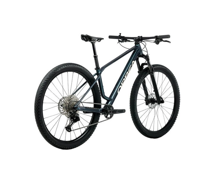 #color_espace-green-ivory-white