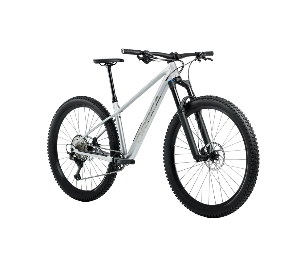 #color_smooth-silver-titanium