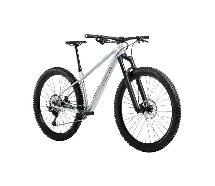 #color_smooth-silver-titanium