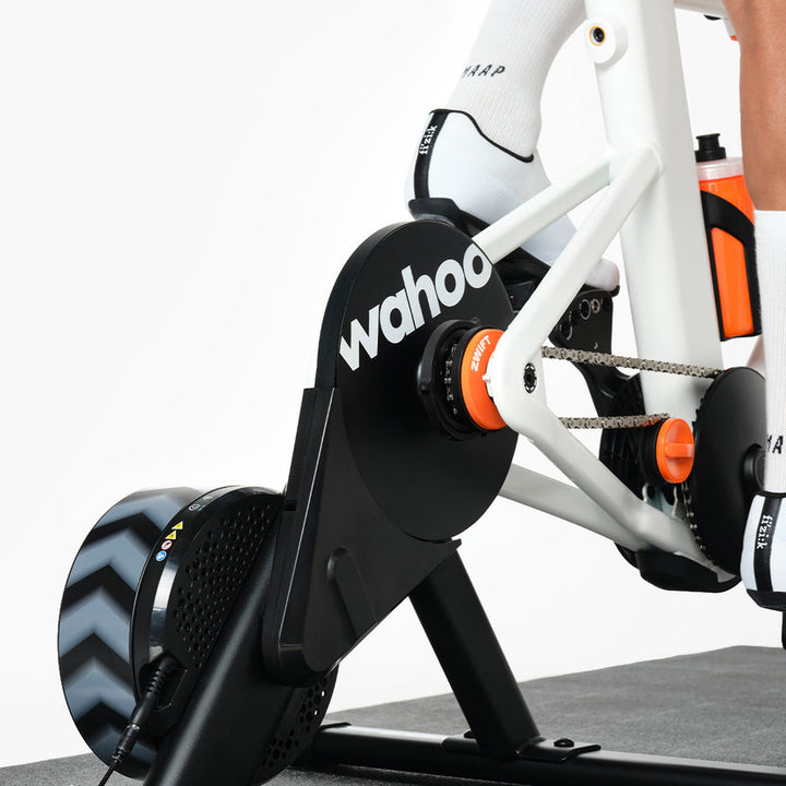Bicicleta Inteligente Zwift Ride con Kick Core 2